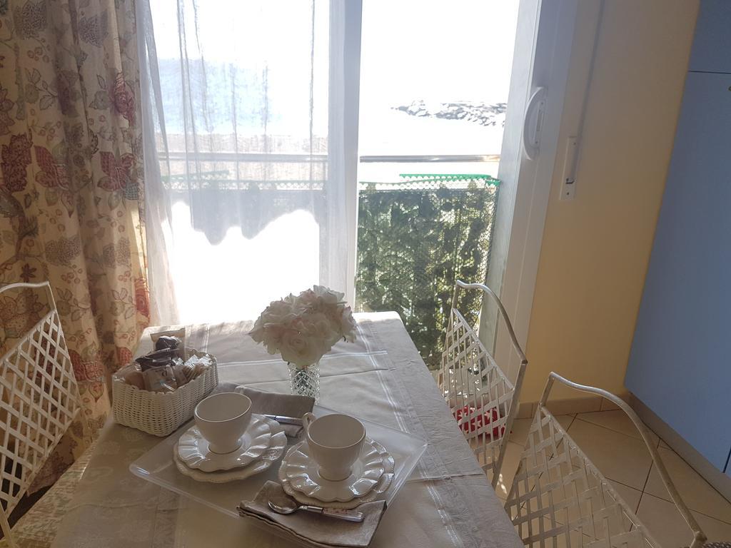 La Casa Di Pepe Apartment ปิเอตราลิกูเร ภายนอก รูปภาพ
